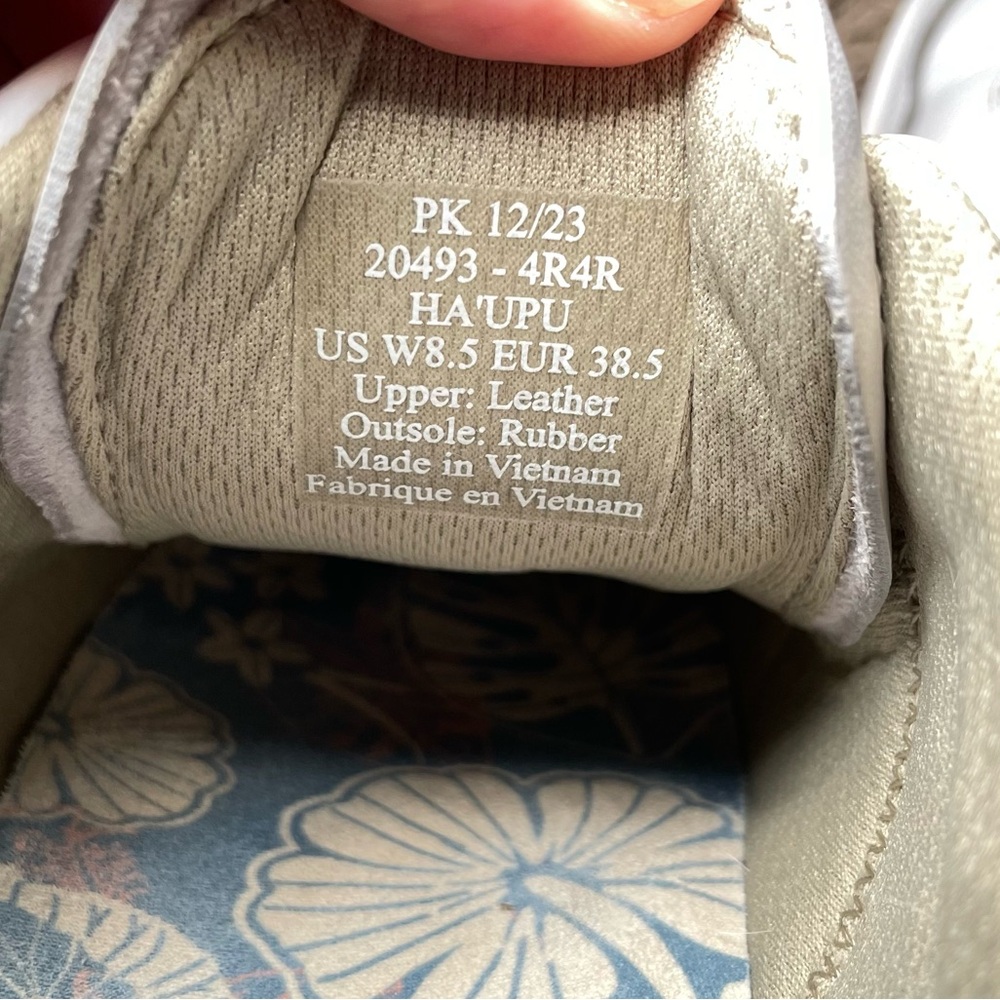 OluKai Women’s White Sneakers with Gold Accent - Picture 9 of 10